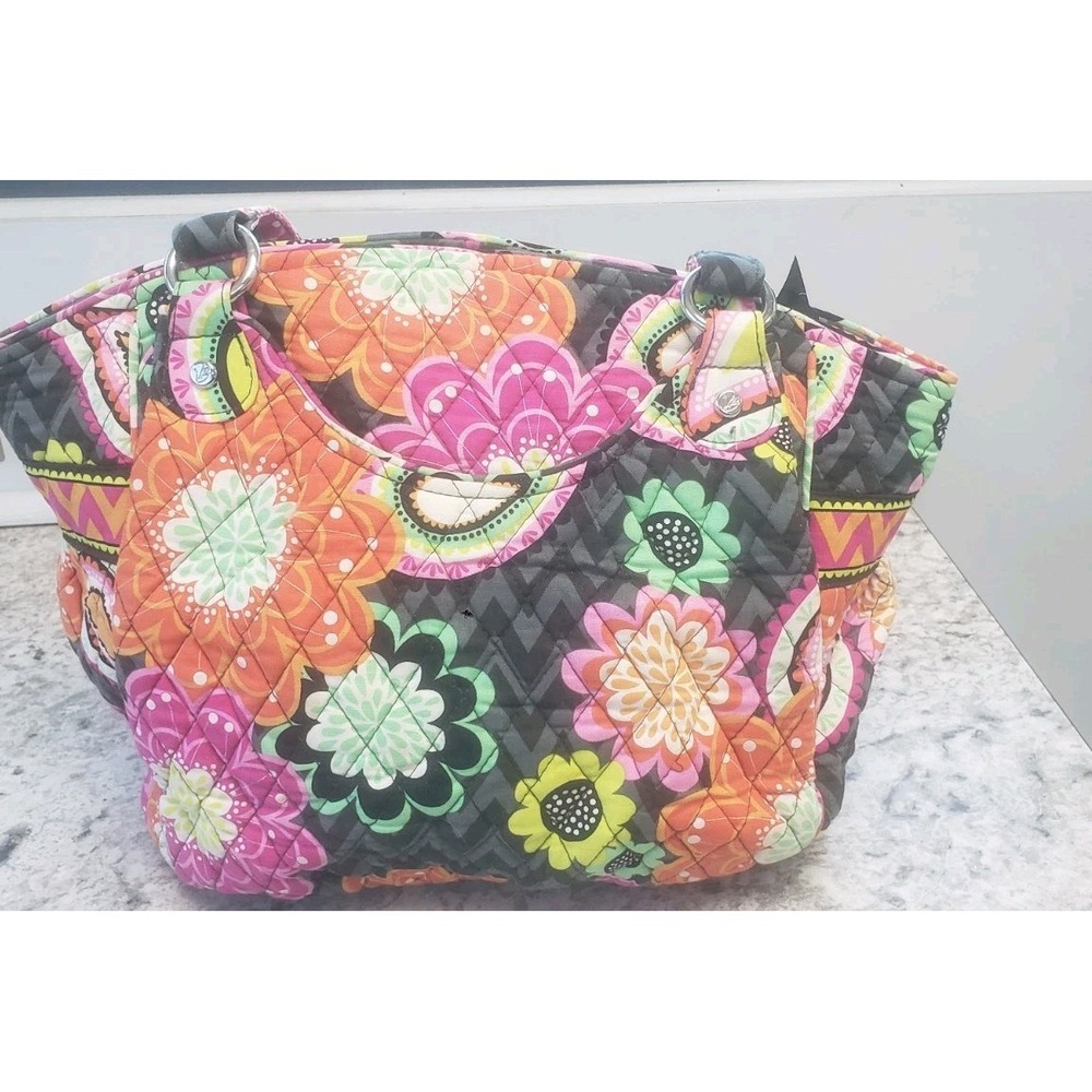Vera Bradley Purse Ziggy Zinnia Quilted Pink Floral Crescent Shoulder Bag 15x12